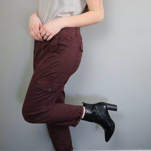 Cargo Burgundy Capri